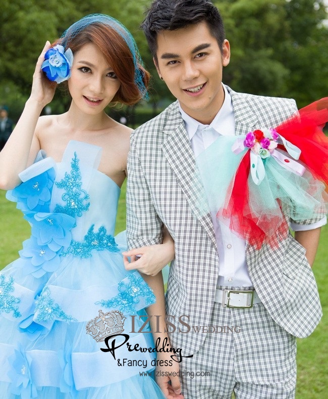 PW156 - Pre order ชุดคู่ถ่ายพรีเวดดิ้ง (prewedding dress) & ชุดแต่งงานแฟนซี (Fancy wedding dress)ชายหญิง "ธีมสีฟ้า-ลายสก๊อต"