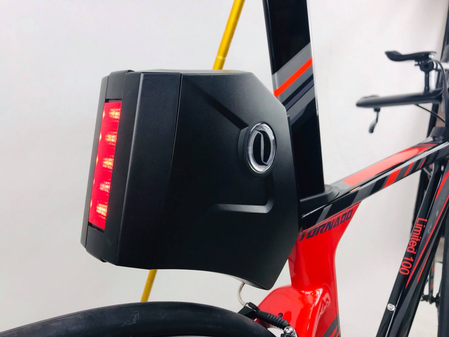 รถไตร รถเสือหมอบ จักรยานเฟรม CARBON JAVA TT