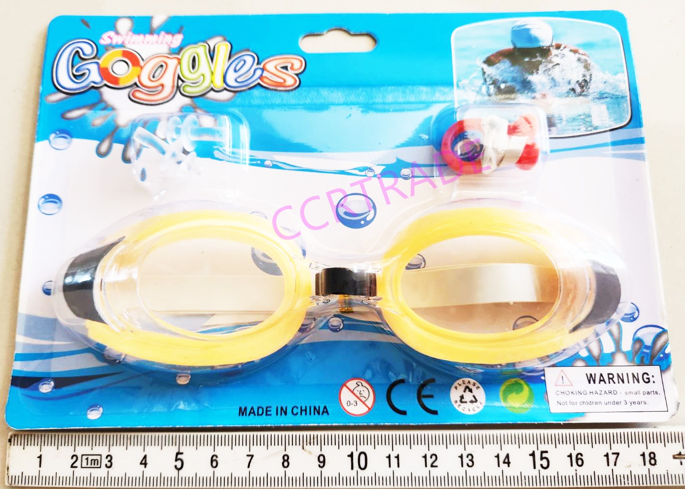 แว่นตาว่ายน้ำสีสด+ที่ปิดจมูกแผง 19 ซม.