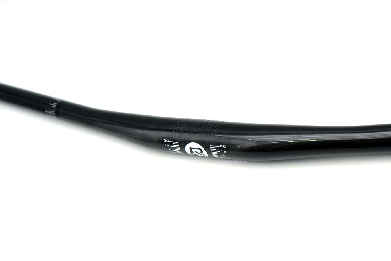 แฮนด์จักรยานเสือภูเขาคาร์บอน NOLOGO 31.8X720 มม.