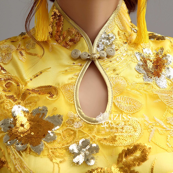 PW435- **พร้อมส่งสีเหลือง พรีออเดอร์เขียว ม่วง**ชุดกี่เพ้ายาว ชุดยกน้ำชา ชุดถ่ายพรีเวดดิ้ง (prewedding dress) & ชุดแต่งงานแฟนซี (Fancy wedding dress) "ธีมสีเหลือง"