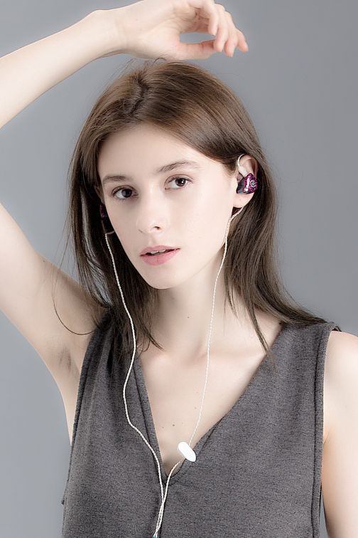 ขายหูฟัง TFZ Mylove II หูฟังอินเอียร์มอนิเตอร์ ถอดสายได้ 2pin ลาย Limited