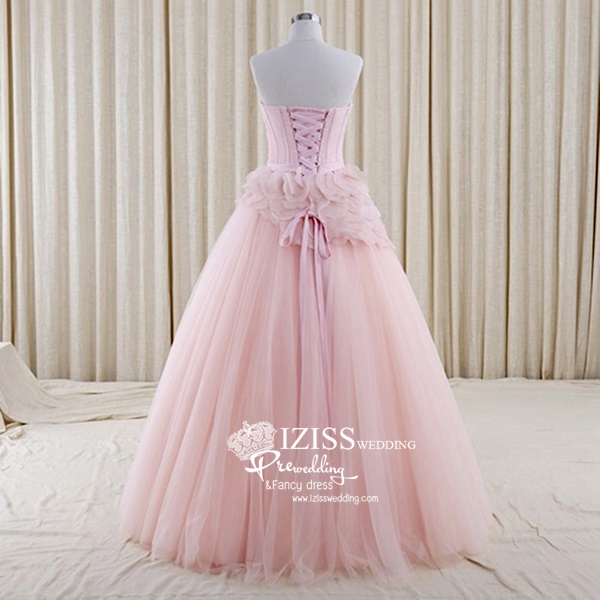 RM024 **งานตัดเกรด A**พรีออเดอร์ชุดราตรีหรูหรา ชุดแต่งงาน ชุดพรีเวดดิ้งสั่งตัดได้ค่ะ งานเกรดพรีเมี่ยม ตัดเย็บปราณีต สวมใส่สวยงามดุจเจ้าหญิง