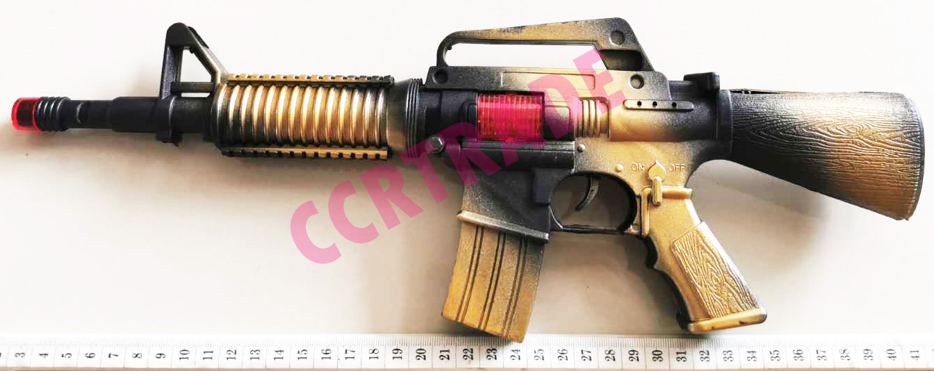 ปืน M16 ลายพราง มีเสียง 40 ซม.
