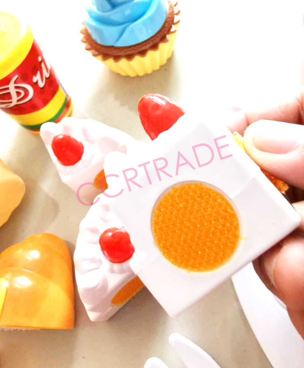 ถังคัพเค้ก+ขนมผ่าได้จัมโบ้ 15x17.5 ซม.(1x3)