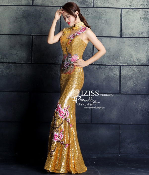 PW521- **พรีออเดอร์สีทอง**ชุดเลื่อมกี่เพ้ายาว ชุดยกน้ำชา ชุดถ่ายพรีเวดดิ้ง (prewedding dress) & ชุดแต่งงานแฟนซี (Fancy wedding dress) "ธีมสีเหลืองทอง"