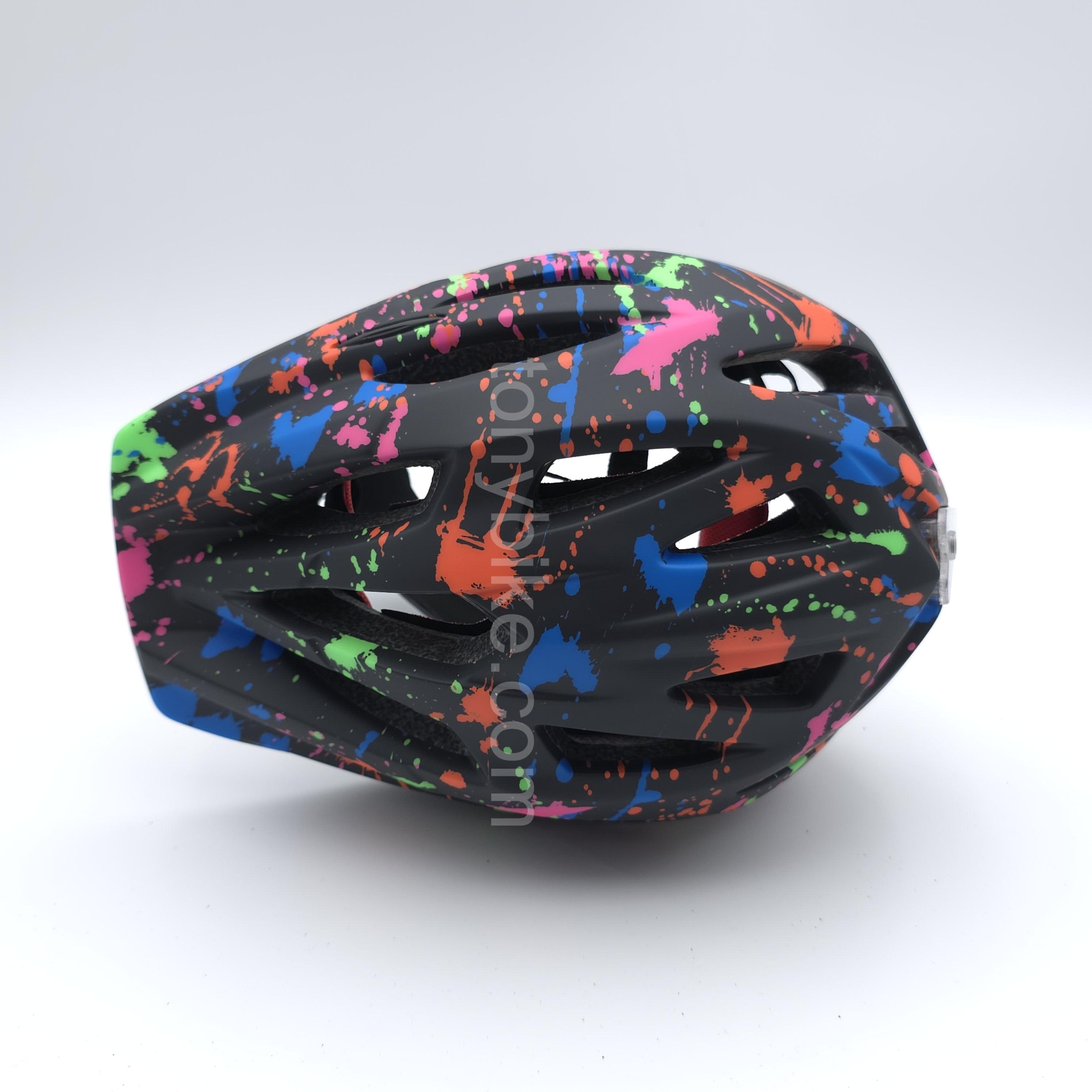 หมวกจักรยานเด็ก เต็มใบ สีดำ ลายเพ้นท์สี 46-53 ซม.