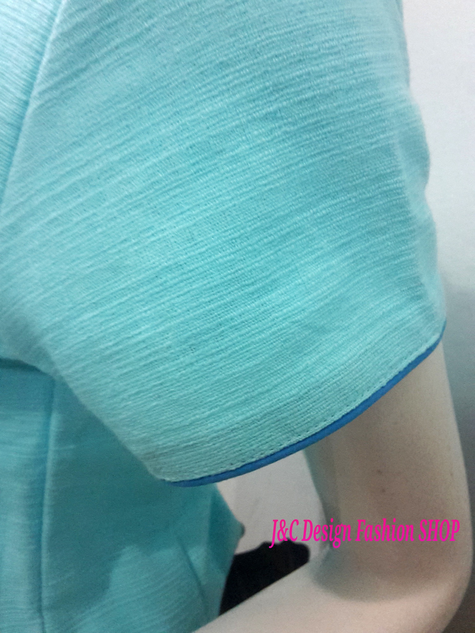 เสื้อผ้าไทย เสื้อผ้าฝ้ายพื้นเมืองสีฟ้ามิ้นท์ เสื้อใส่ผ้าซิ่นสีฟ้ามิ้นท์. เสื้อผ้าฝ้ายสีฟ้ามินท์คอจีนกระดุมหน้า