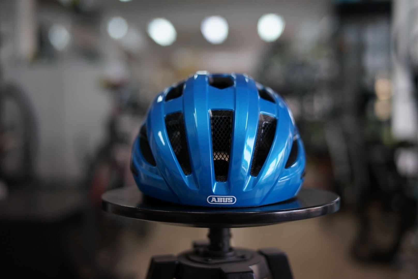 หมวกกันน็อคจักรยาน ใหม่ล่าสุด ABUS Macator เยอรมัน