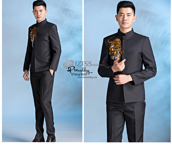 ST080 **พรีออเดอร์**สูทจีนผู้ชายสีดำแขนยาวติดลายเสือโคร่ง ติดกระดุมสีดำ พร้อมกางเกงสีดำขาสอบ ชุดสูทเจ้าบ่าว สูทแฟนซี ถ่ายพรีเวดดิ้ง & ชุดแต่งงานแฟนซี (Fancy wedding dress) สูทผู้ชายสีดำ