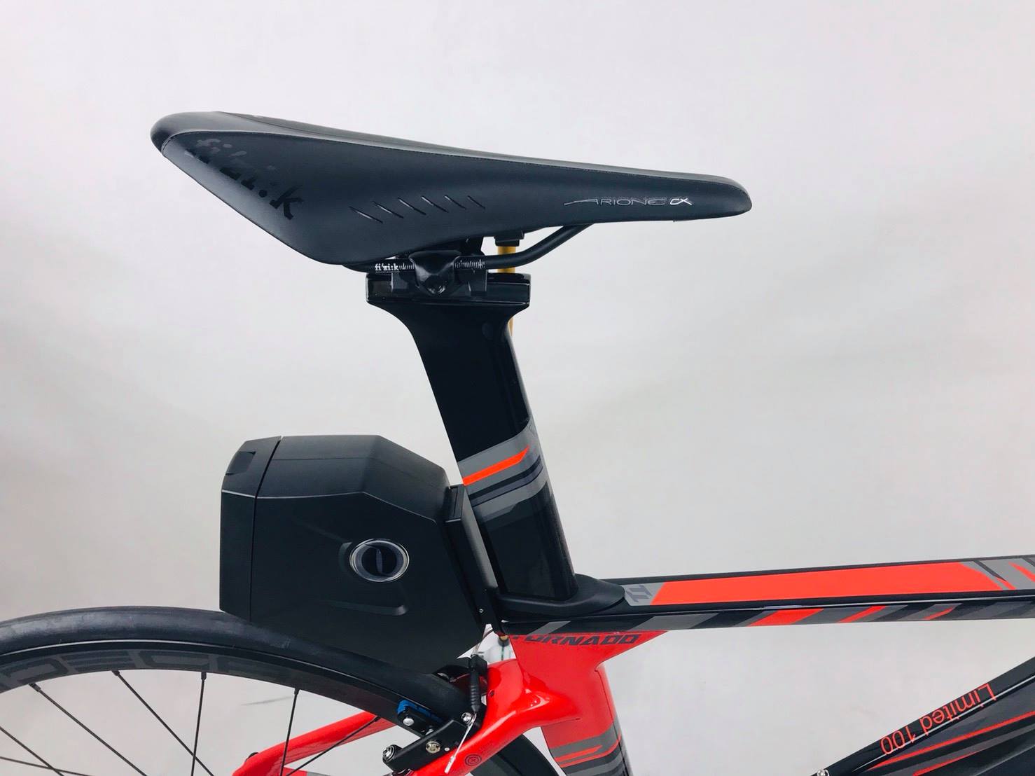 รถไตร รถเสือหมอบ จักรยานเฟรม CARBON JAVA TT