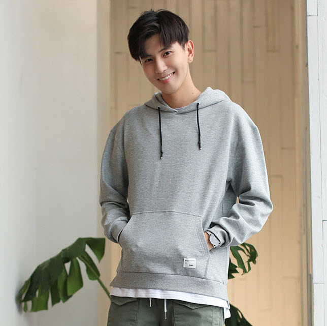 เสื้อฮู้ดผู้ชาย สีเทา แต่งชายเสื้อสีขาว เสื้อกันหนาวผู้ชาย ใส่กันหนาว เสื้อกันหนาวสไตล์เกาหลี hoodie