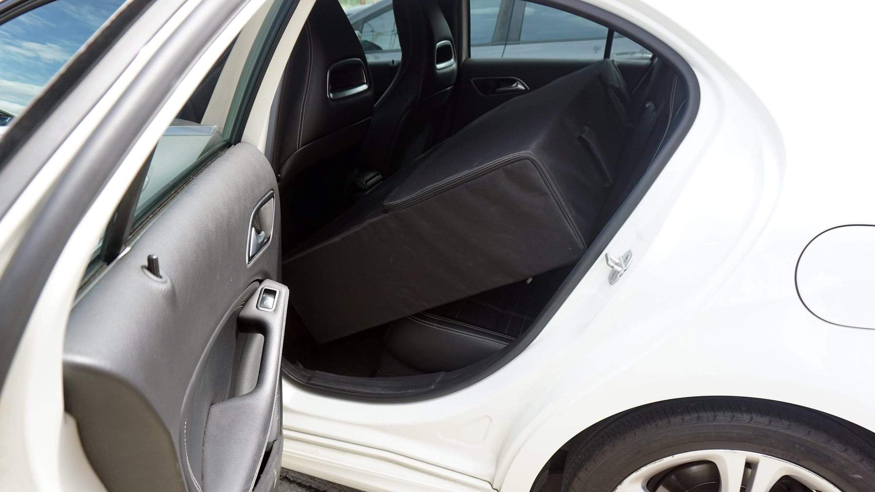 VINCITA B144E-BL กระเป๋าเดินทางสำหรับใส่จักรยานแบบมีล้อลาก (ถอดล้อหน้า-หลัง) พร้อมอุปกรณ์ป้องกัน