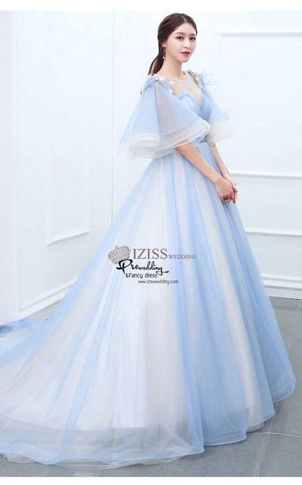 PW603- **พรีออเดอร์**ชุดแต่งงานแฟนซี ชุดเดรสสีฟ้า ชุดถ่ายพรีเวดดิ้ง (prewedding dress) & ชุดแต่งงานแฟนซี (Fancy wedding dress) "ธีมสีฟ้า"