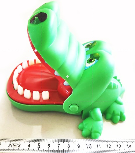 จระเข้เขียวจอมงับกล่อง 12x15.5 ซม.(1x3)