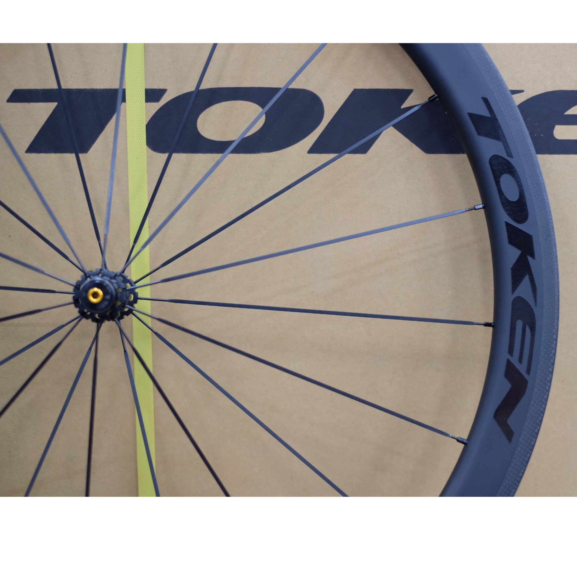 ล้อจักรยานเสือหมอบคาร์บอน TOKEN C45R/C45D แบบเซรามิค FULL CARBON