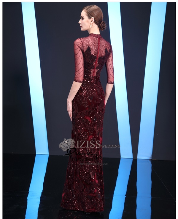 T025 **พรีออเดอร์เดรสชุดเลื่อมสีแดง สีน้ำเงิน สีดำ**ชุดราตรียาวเลื่อมทั้งชุด คอจีน แขนสั้น เล่นดีเทลซีทรูช่วงอกและแขน แต่งเลื่อมไม้ลายดอกไม้ เข้ารูปช่วงเอว กระโปรงทรงปล่อย สวยงามหรูหราไฮโซมากๆ ค่ะ