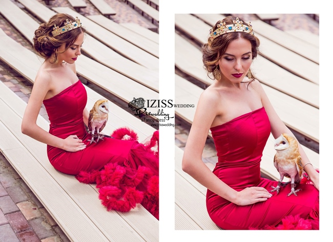 PW403- **พรีออเดอร์เพาะชุดผู้หญิง**ชุดคู่ถ่ายพรีเวดดิ้ง (prewedding dress) & ชุดแต่งงานแฟนซี (Fancy wedding dress)ชายหญิงสไตล์เจ้าชายเจ้าหญิง "ธีมสีน้ำเงิน"