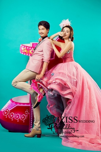 PW261- พรีออเดอร์ ชุดคู่ถ่ายพรีเวดดิ้ง (prewedding dress) & ชุดแต่งงานแฟนซี (Fancy wedding dress)ชายหญิง "ธีมสีชมพูเทา"
