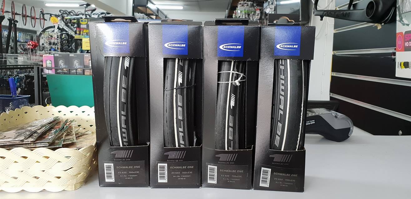 ยางนอกจักรยานขอบพับ SCHWALBE รุ่น ONE ขนาด 700X23C 1 เส้น