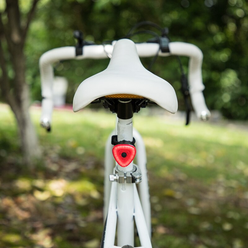 ไฟท้ายจักรยาน เบรคออโต้ ชาร์จ USB Leadbike LED Bicycle