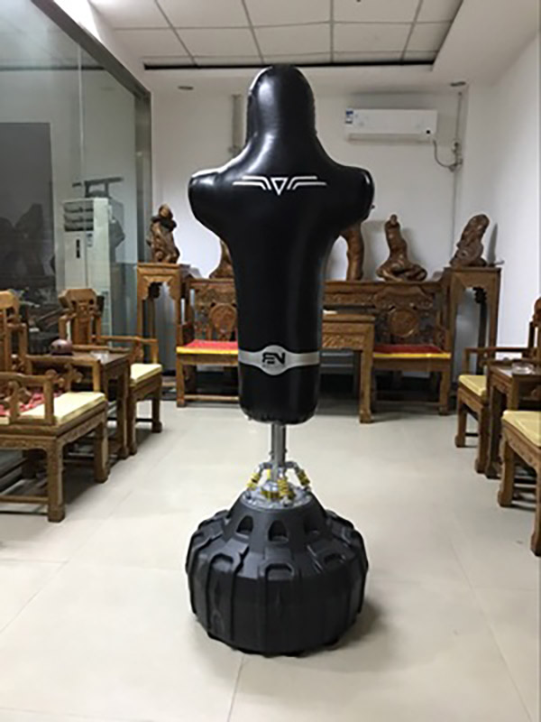 แท่นชกมวยแบบตั้งพื้น เป้าคน ฐานใหญ่ ดูดพื้นเรียนแน่นมาก หนัง PU หนาทน