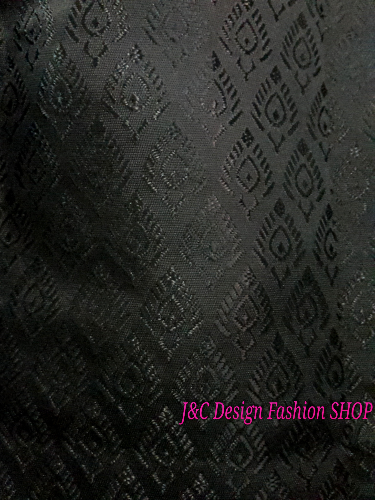 ผ้าถุงสำเร็จรูปแบบป้ายติดตะขอสีดำ ผ้าถุงสำเร็จรูปผ้าฝ้ายสีดำล้วนลายยกดอกในตัว ผ้าไหมแพรทิพย์ตัดสำเร็จสีดำ พร้อมส่ง