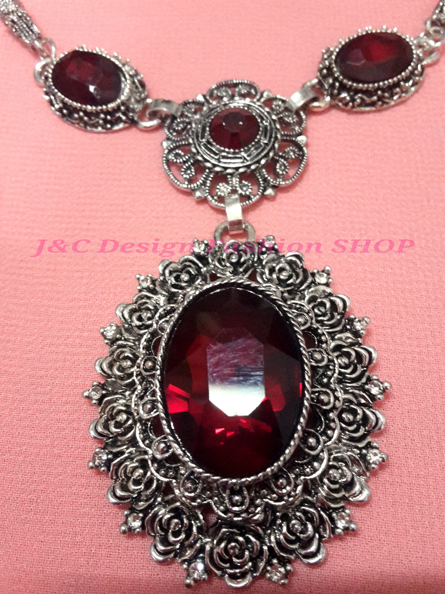 สร้อยคอใส่กับผ้าไทย สร้อยคอใส่กับผ้าซิ่น สร้อยคอการแสดงเงิน สร้อยคอโลหะสีเงินรมดำ