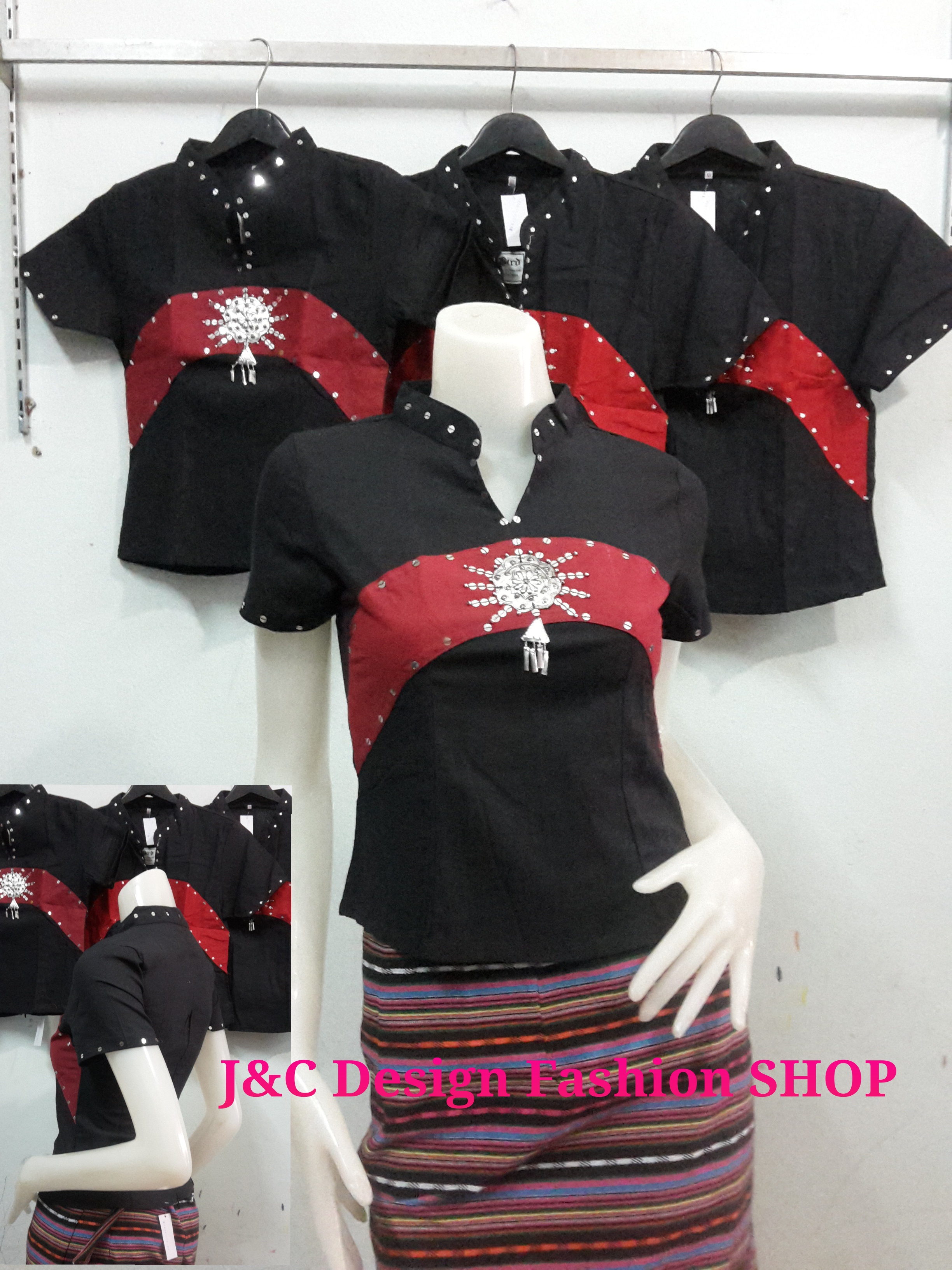เสื้อผ้าไทยพื้นเมือง เสื้อผ้าฝ้ายคอจีนสีแดง เสื้อทำงานผ้าไทยสีแดง เสื้อผ้าฝ้ายสีสไตน์วัยรุ่นสีดำแต่งกุ้นแดง