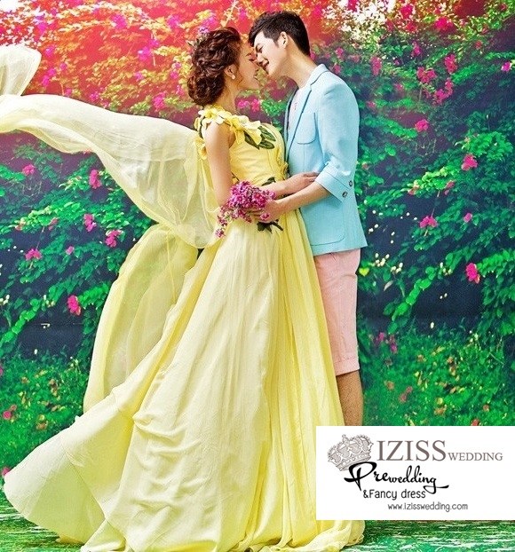 PW132 - Pre order ชุดคู่ถ่ายพรีเวดดิ้ง (prewedding dress) & ชุดแต่งงานแฟนซี (Fancy wedding dress)ชายหญิง "ธีมสีเหลือง-ฟ้า"