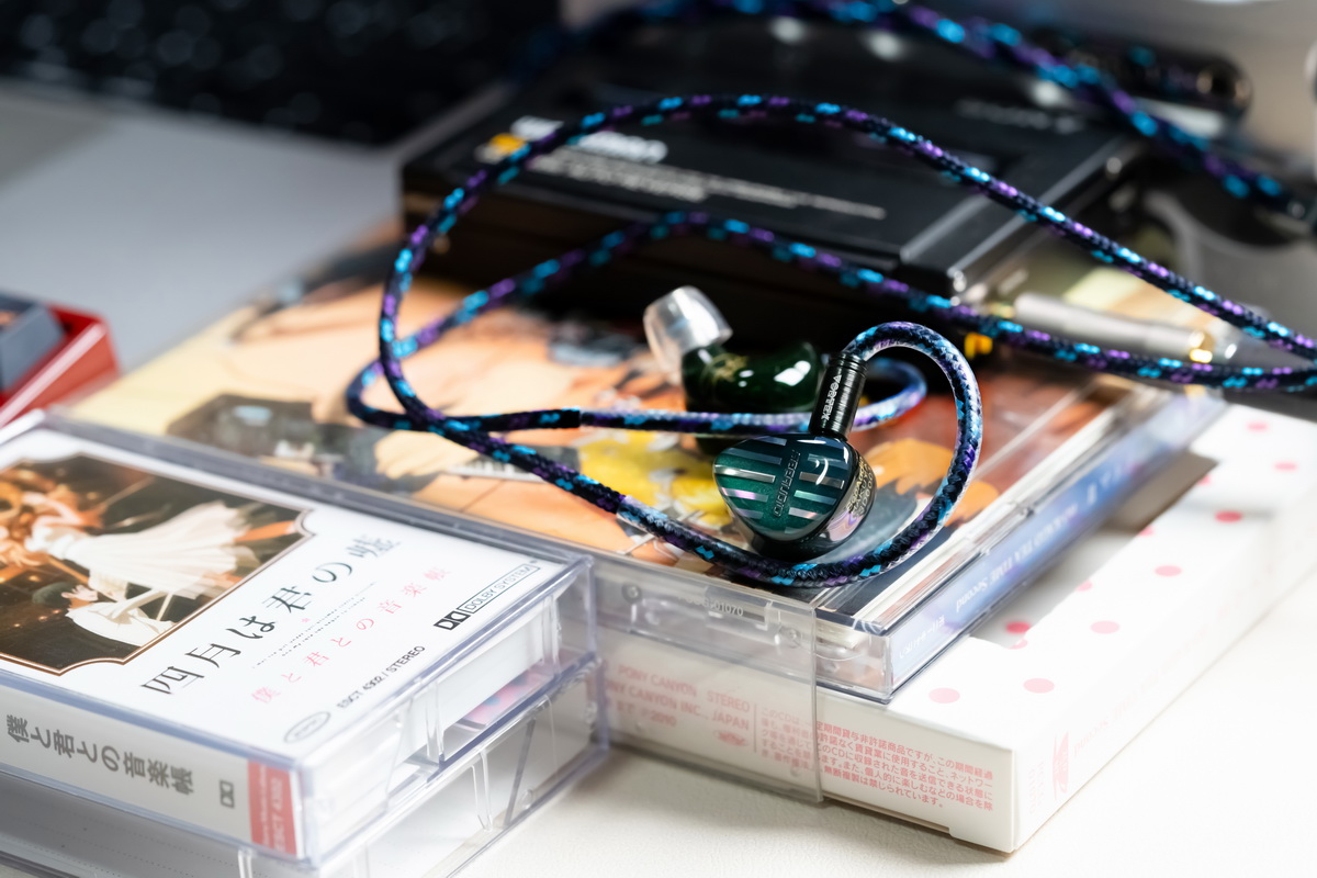 [PreOrder] Seeaudio Hakuya หูฟัง IEMs Hybrid 14 ไดรเวอร์ 10BA+4EST ประกันศูนย์ไทย