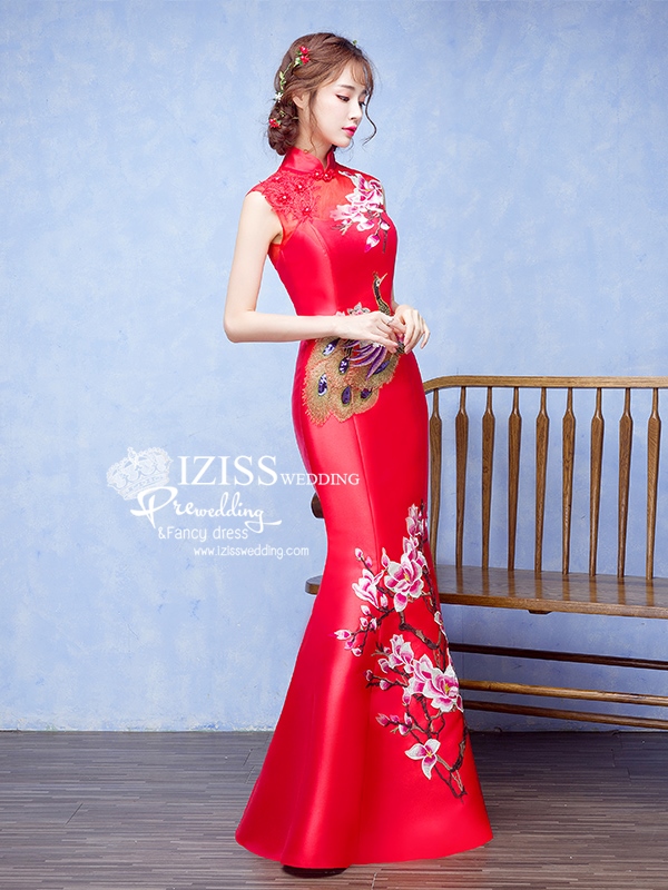 PW608- **พร้อมส่งสีเทาเงิน**ชุดกี่เพ้ายาว ชุดยกน้ำชา ชุดถ่ายพรีเวดดิ้ง (prewedding dress) & ชุดแต่งงานแฟนซี (Fancy wedding dress) "ธีมสีเทาเงิน"