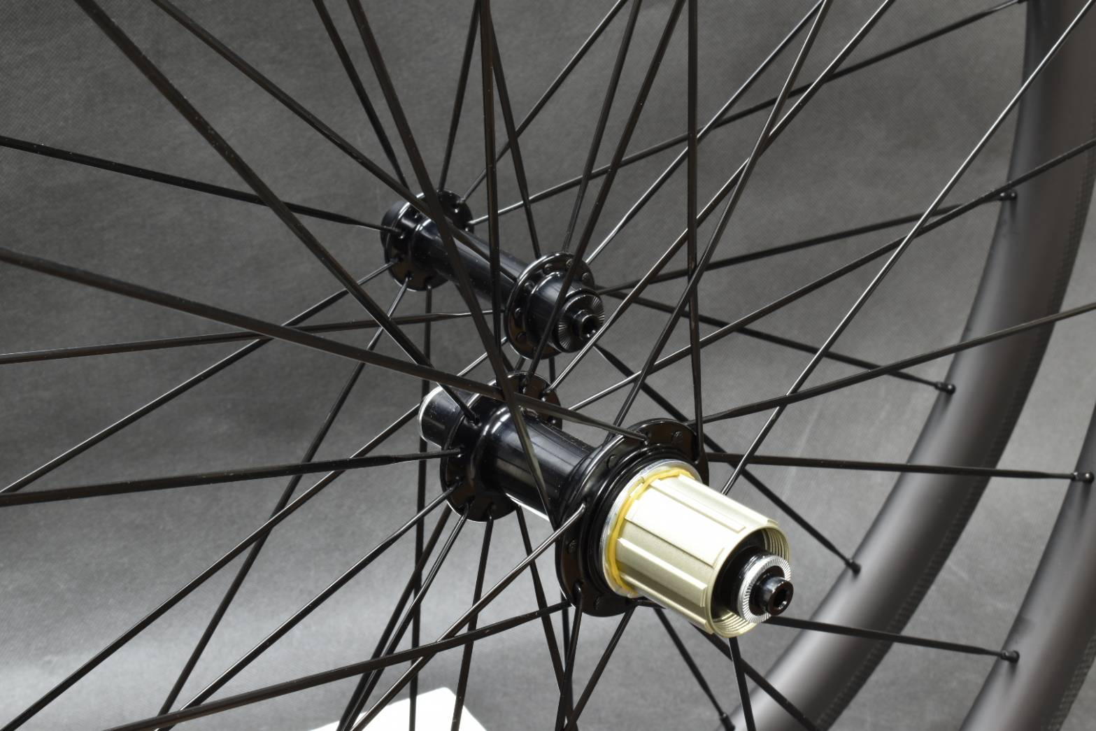 ประกัน 1 ปี ล้อเสือหมอบคาร์บอน ดุม POWERWAY R13 ขอบ 38/38