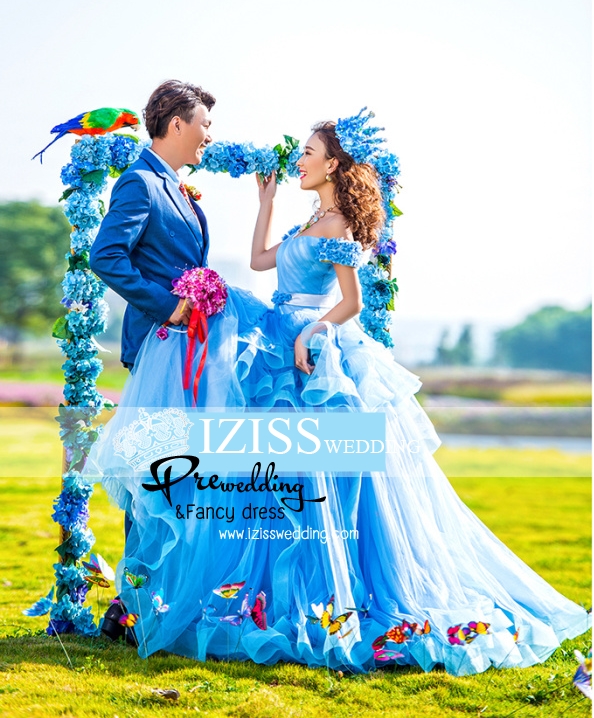 PW270 **พรีออเดอร์** ชุดคู่ถ่ายพรีเวดดิ้ง (prewedding dress) & ชุดแต่งงานแฟนซี (Fancy wedding dress)ชายหญิง "ธีมสีฟ้าน้ำเงิน"