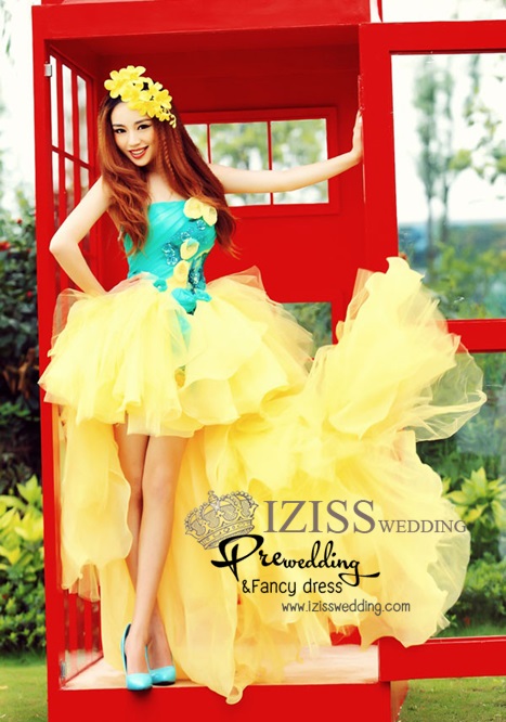PW001 - **พร้อมส่งค่ะ** ชุดคู่ถ่ายพรีเวดดิ้ง (prewedding dress) & ชุดแต่งงานแฟนซี (Fancy wedding dress)ชายหญิง สไตล์ colorful "ธีมสีเหลือง-เขียว"