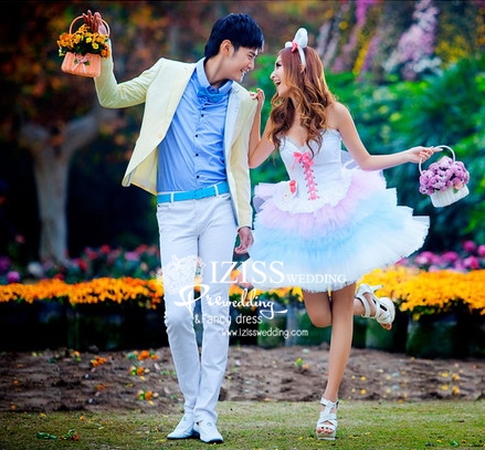 PW241 - **พร้อมส่งทั้งเซ็ท** ชุดคู่ถ่ายพรีเวดดิ้ง (prewedding dress) & ชุดแต่งงานแฟนซี (Fancy wedding dress)ชายหญิง "ธีมสีฟ้า-เหลือง"