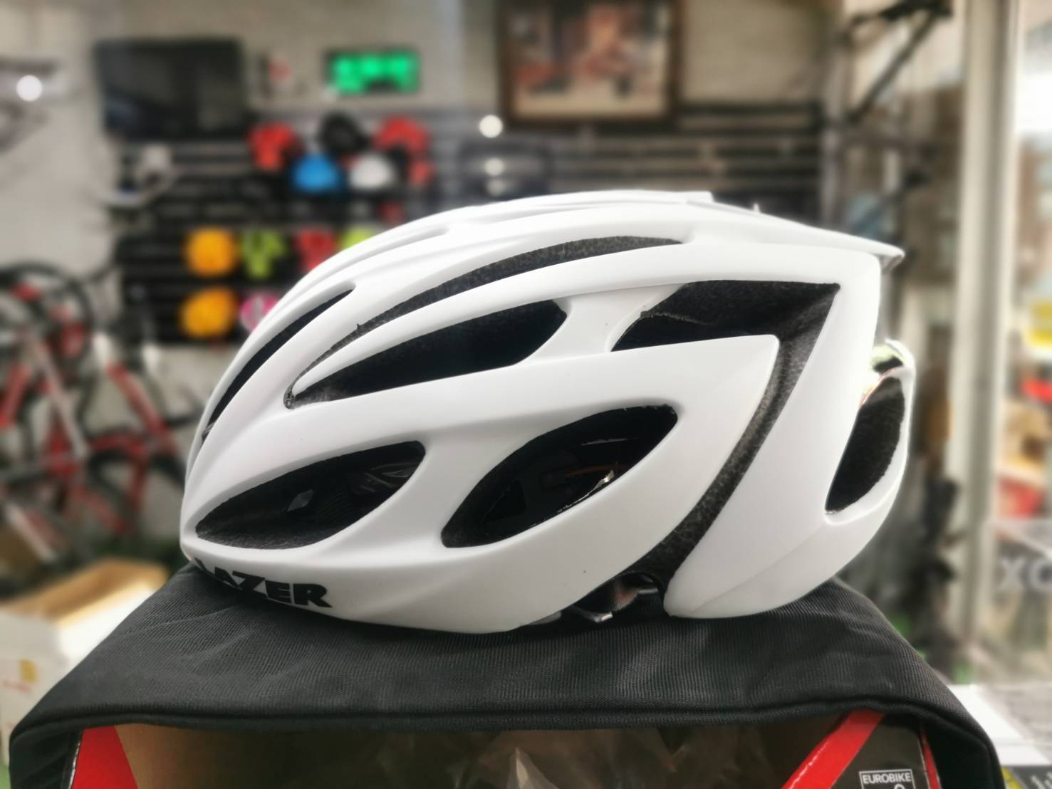 หมวกกันน็อคจักรยาน LAZER รุ่น 02