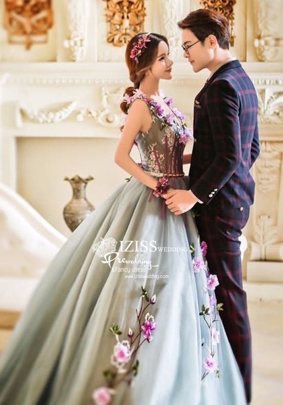 PW482- **พรีออเดอร์**ชุดแต่งงานแฟนซี ชุดเดรสสีเทาชมพู ชุดถ่ายพรีเวดดิ้ง (prewedding dress) & ชุดแต่งงานแฟนซี (Fancy wedding dress) "ธีมสีเทาชมพู น้ำเงิน"