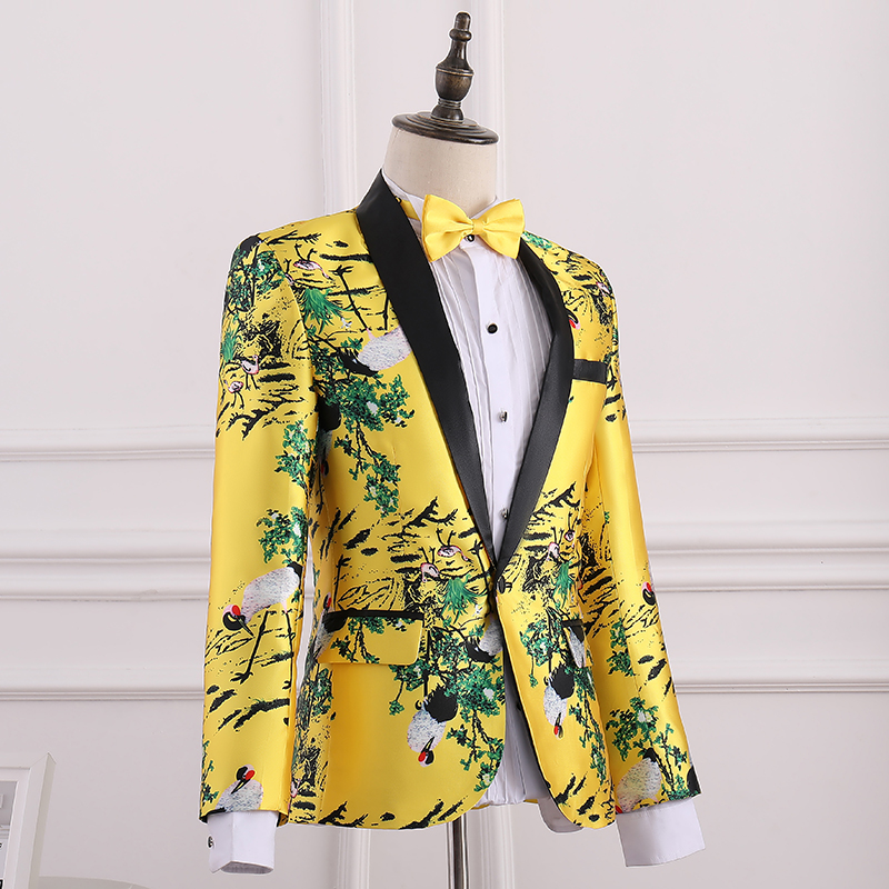 ST123- **พรีออเดอร์**สูทแฟนซีผู้ชายสีเหลือง ตัดสีดำช่วงคอ แขนยาว พร้อมกางเกงสีดำ ชุดสูทเจ้าบ่าว สูทแฟนซี ถ่ายพรีเวดดิ้ง & ชุดแต่งงานแฟนซี (Fancy wedding dress) สูทจีนผู้ชายสีเหลืองลายนกกระเรียน