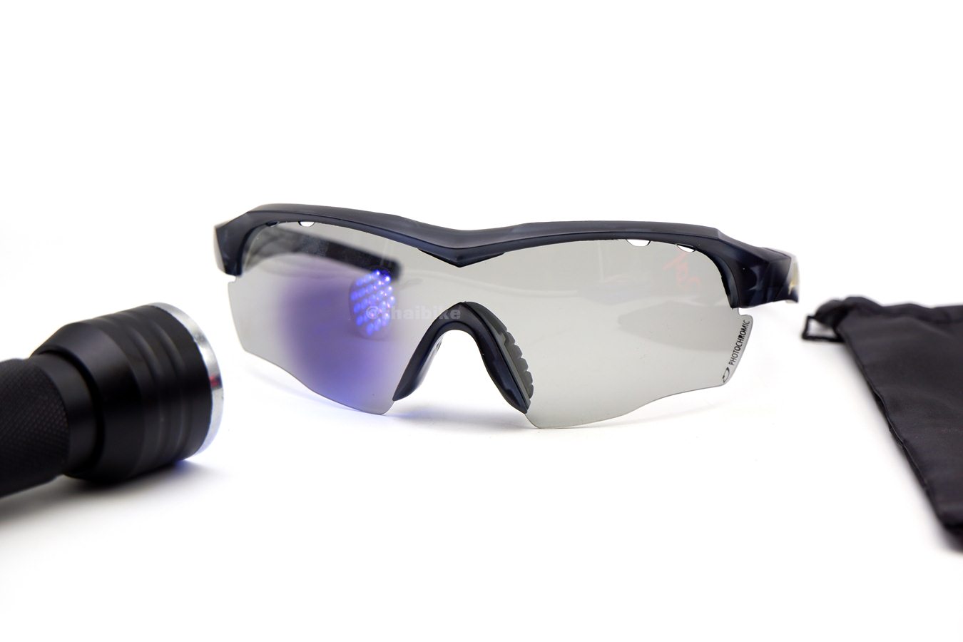 เลนส์ปรัแสงออโต้ แว่นตาปั่นจักรยาน ยี่ห้อ JAVA GEFORCE photochromic กิจกรรมกลางแจ้ง