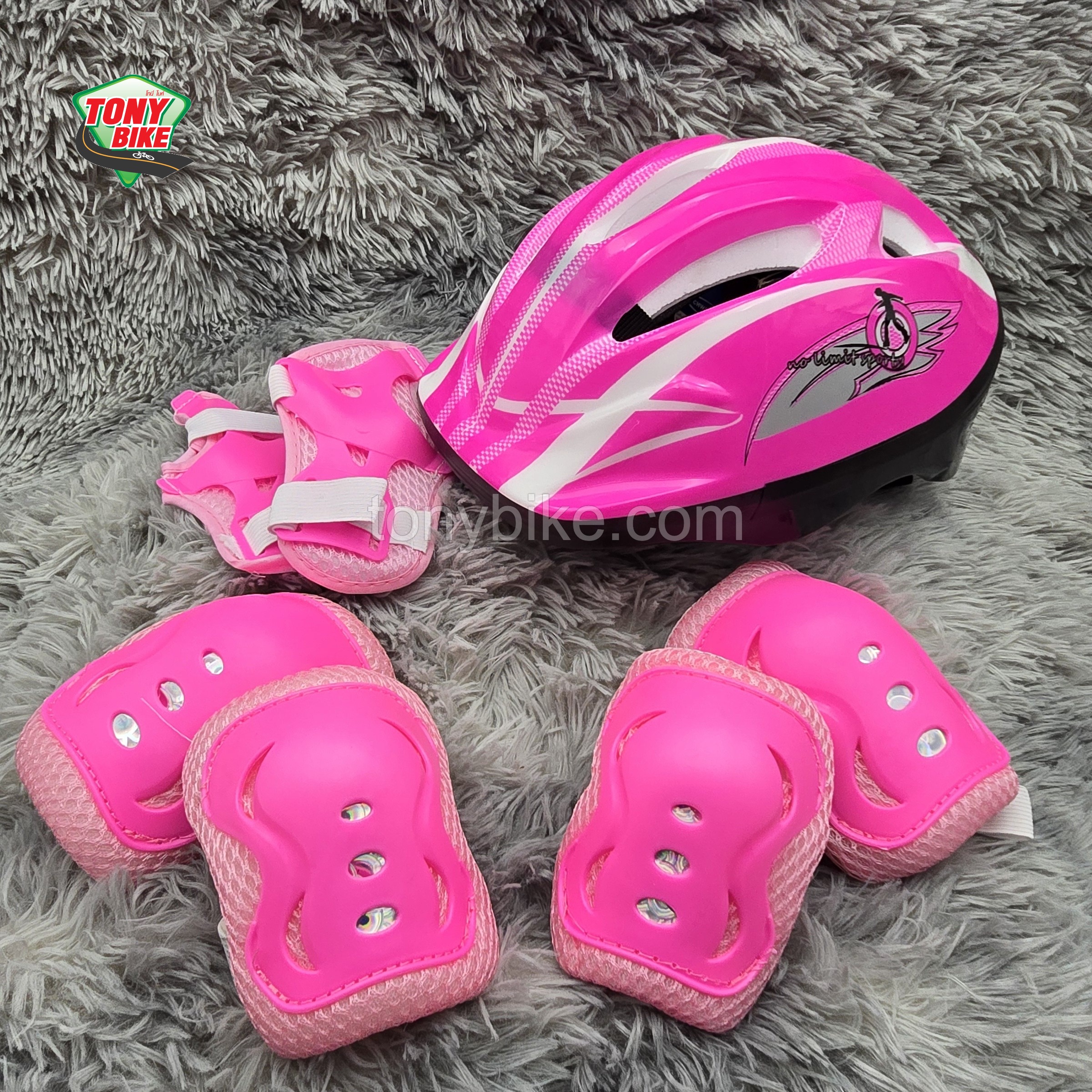 หมวกกันน๊อคเด็ก แถม ชุดสนับเข่า สนับศอก สนับมือ สีชมพู