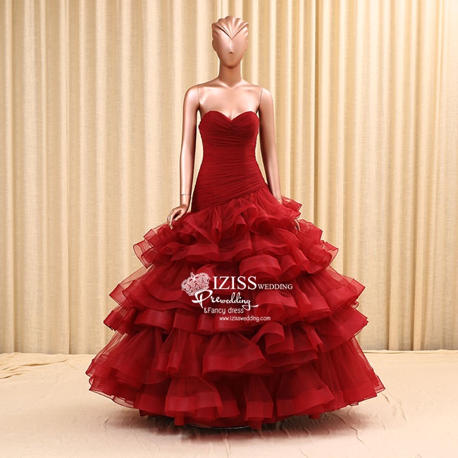 RM022 **งานตัดเกรด A**พรีออเดอร์ชุดราตรีหรูหรา ชุดแต่งงาน ชุดพรีเวดดิ้งสั่งตัดได้ค่ะ งานเกรดพรีเมี่ยม ตัดเย็บปราณีต สวมใส่สวยงามดุจเจ้าหญิง