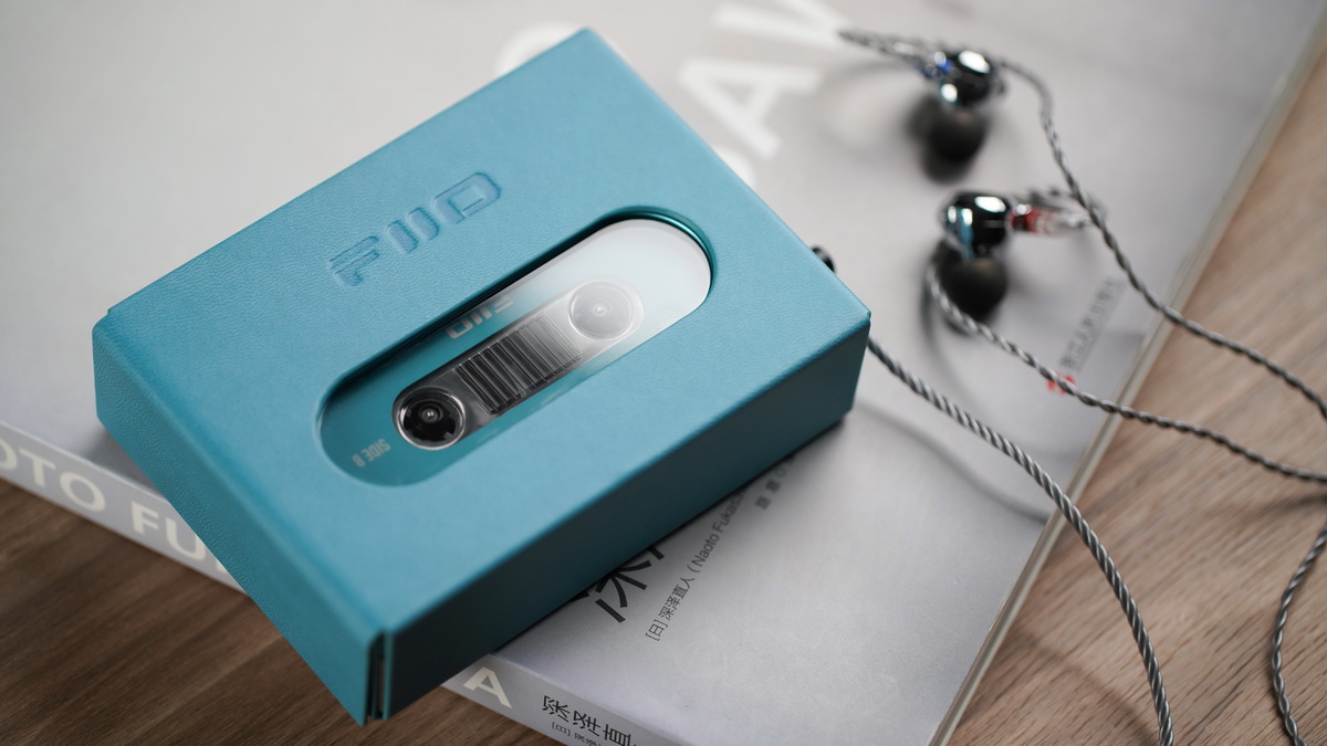 FiiO CP13 เครื่องเล่นเทปคาสเซ็ทพกพาสไตล์ RETRO (ซาวด์อะเบาท์) คุณภาพสูง