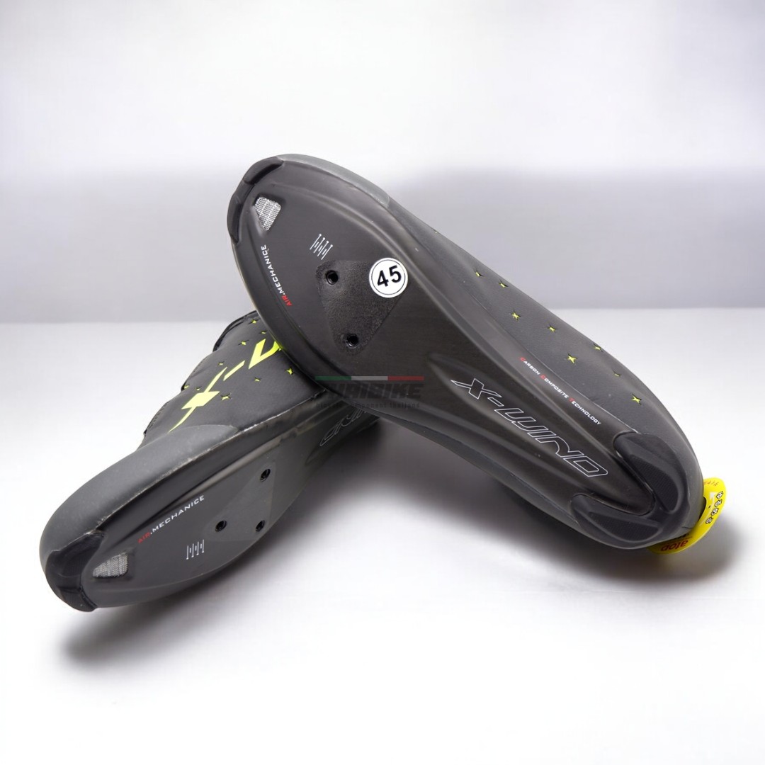 รองเท้าจักรยานเสือหมอบพื้นคาร์บอน X-WIND รุ่น EXPERT Q PRO ROAD