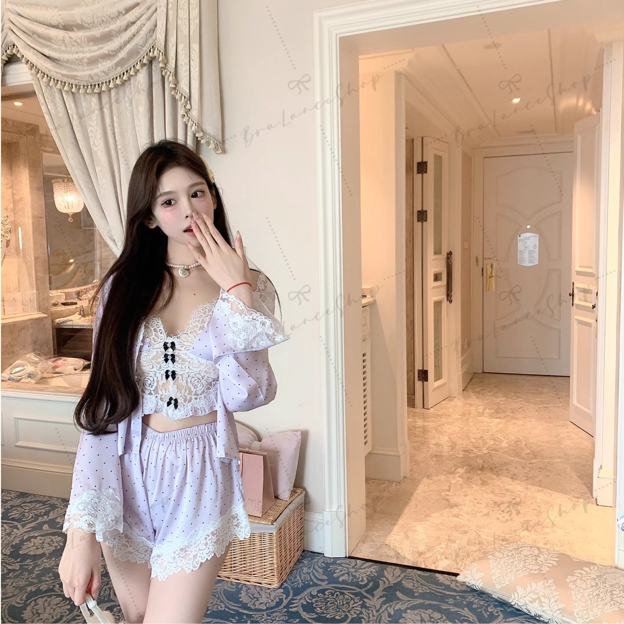 BLS✿E1004 ชุดนอนลูกไม้ สายเดี่ยวขาสั้น สุดคิ้วท์