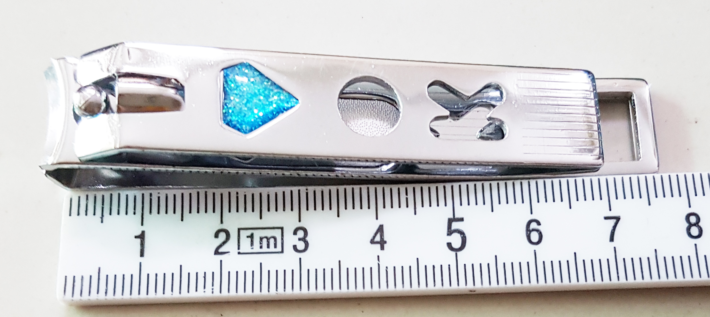 กรรไกรตัดเล็บลายเพชร 8ซม.