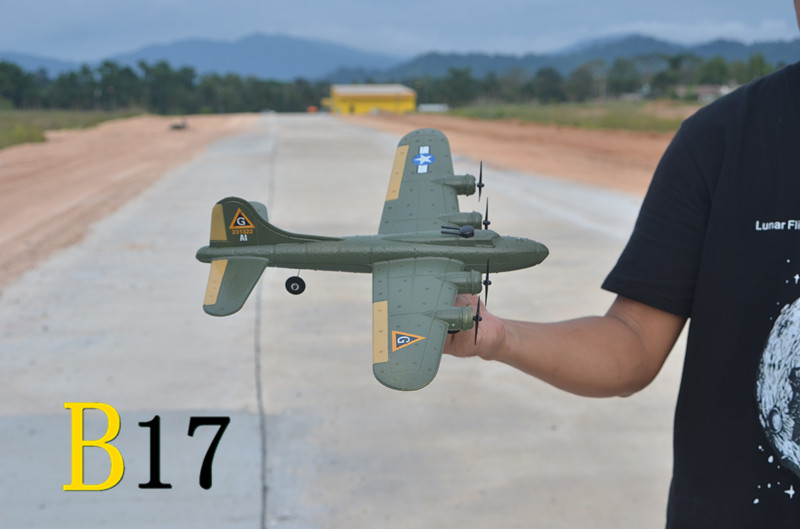 B-17 Bomber RC 2