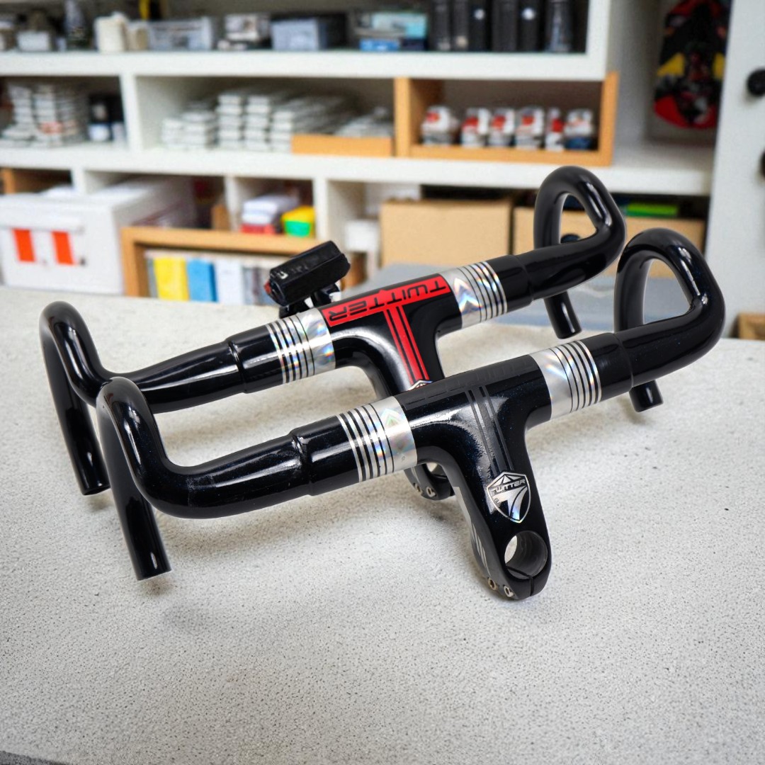 แฮนด์จักรยานเสือหมอบคาร์บอน TW ทวิสเตอร์ integrated Carbon Fiber อินทริเกตุ