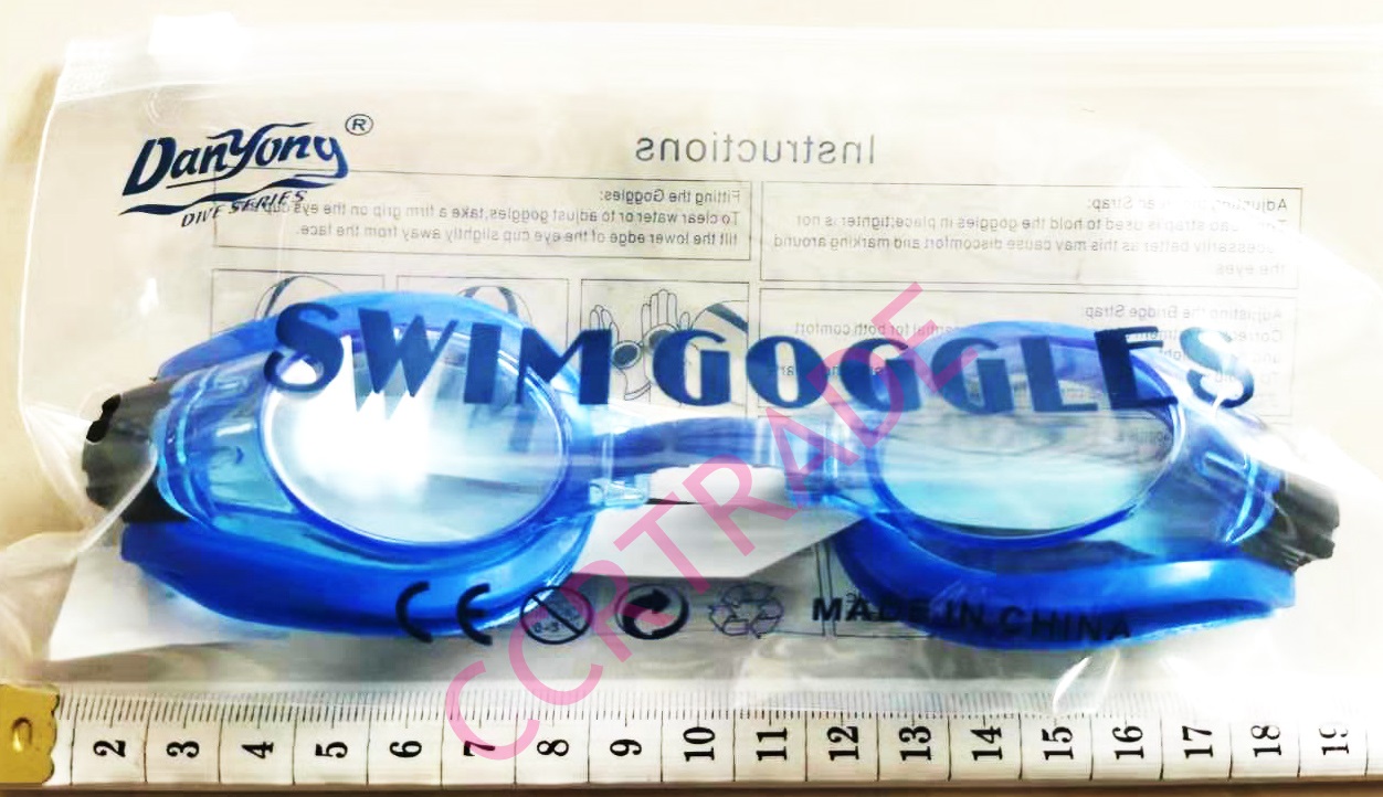 แว่นตาว่ายน้ำกระเป๋าซิปล็อค คละสี Free Size