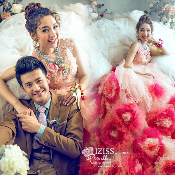 PW392- **พร้อมส่งชุดผู้หญิง'**ชุดคู่ถ่ายพรีเวดดิ้ง (prewedding dress) & ชุดแต่งงานแฟนซี (Fancy wedding dress)ชายหญิง "ธีมสีชมพู"